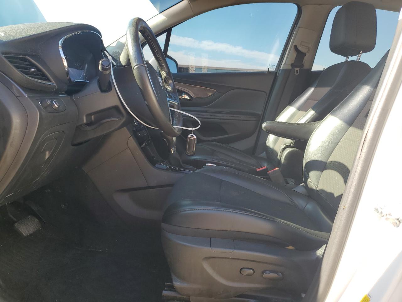 2018 Buick Encore Preferred VIN: KL4CJASB2JB553828 Lot: 62672985