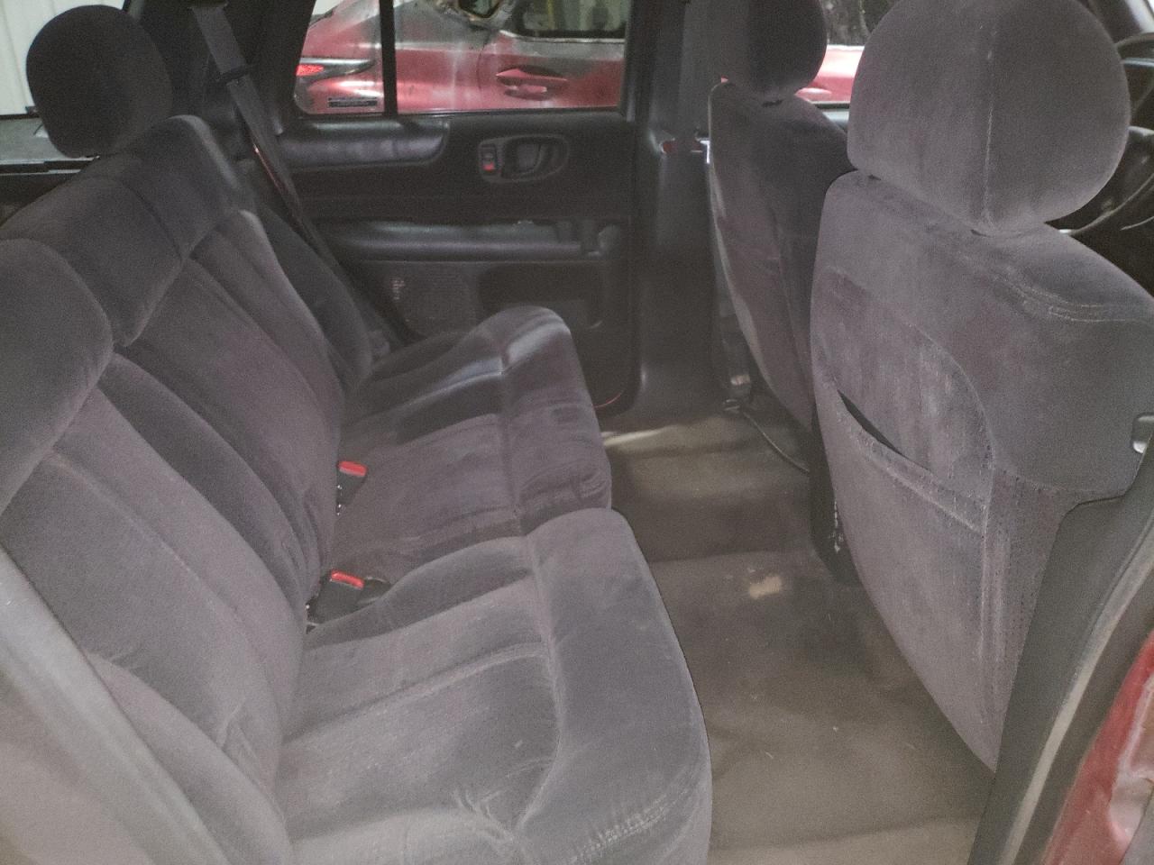 1gndt13w9y2286713 1GNDT13W9Y2286713 2000 Chevrolet Blazer