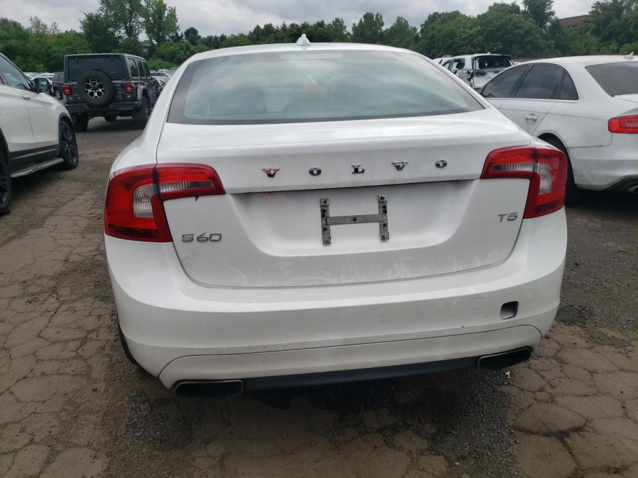 2014 Volvo S60 T5 VIN: YV1612FS6E2293792 Lot: 63101455