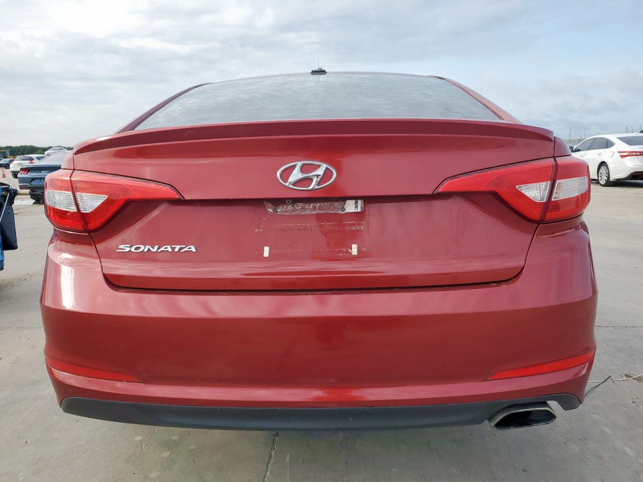 2015 Hyundai Sonata Se VIN: 5NPE24AF4FH183649 Lot: 64043905