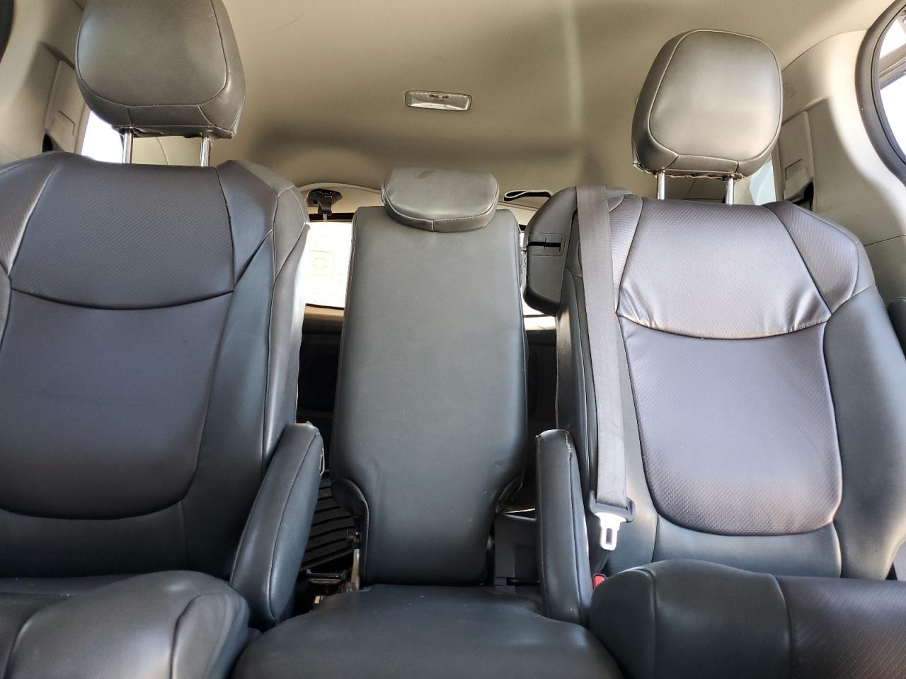 2021 Toyota Sienna Le VIN: 5TDKRKEC3MS007041 Lot: 66132635