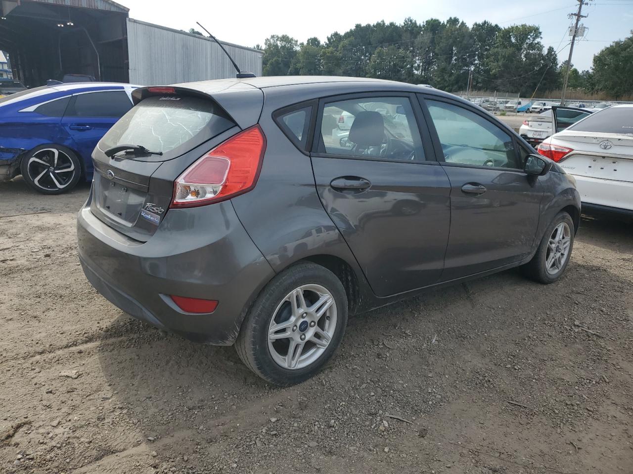 3FADP4EJ5HM115486 2017 Ford Fiesta Se