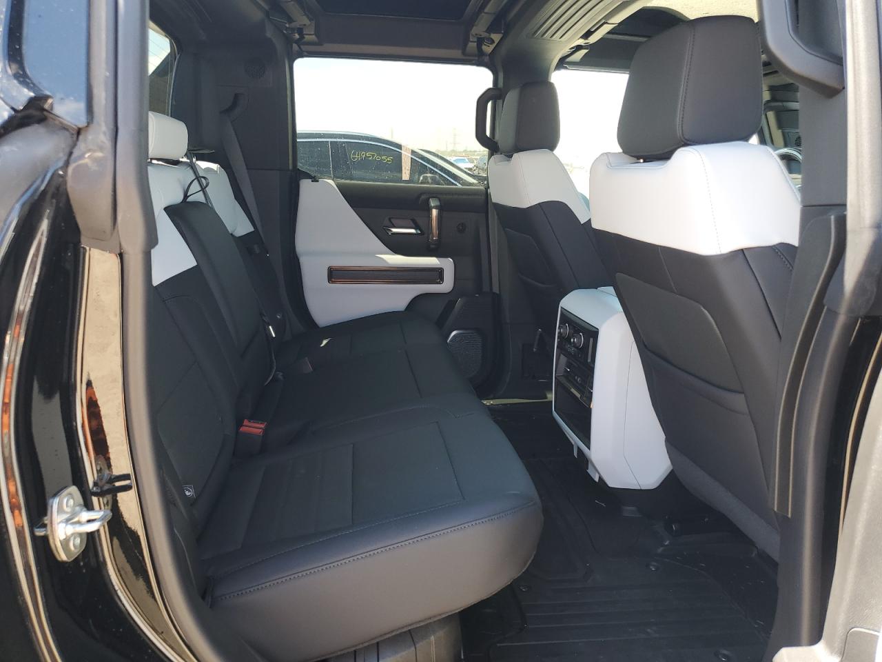 2025 GMC Hummer Pickup 2X VIN: 1GT40BDD9SU112026 Lot: 64216005