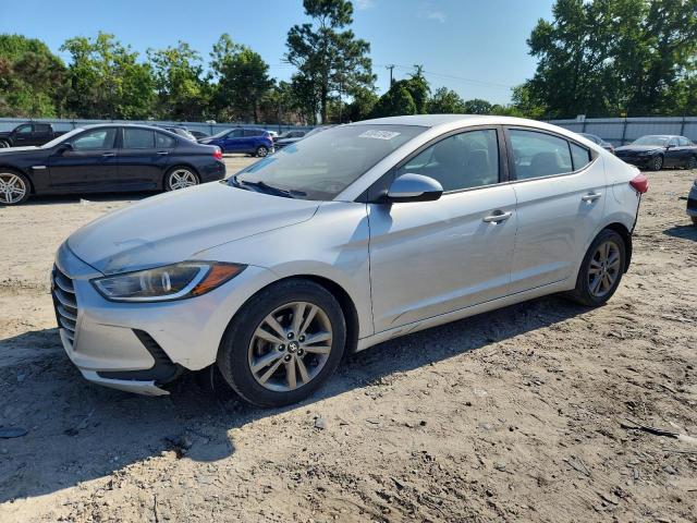  HYUNDAI ELANTRA 2018 Серебристый