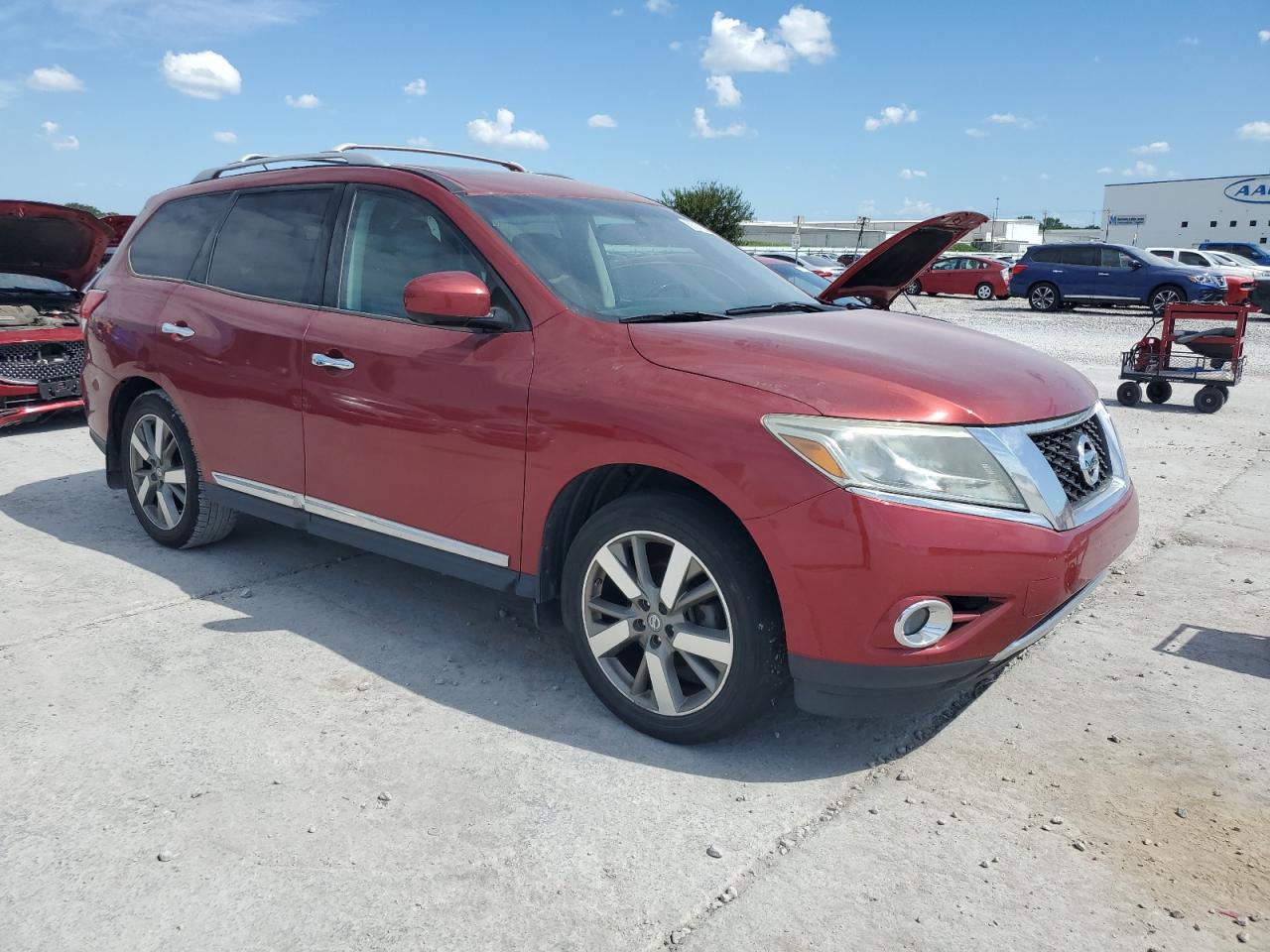 2014 Nissan Pathfinder S VIN: 5N1AR2MM1EC688417 Lot: 66330205