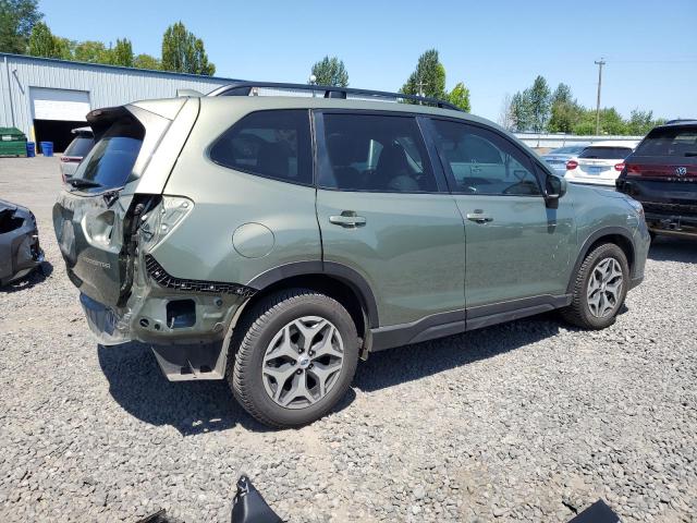  SUBARU FORESTER 2019 Зеленый