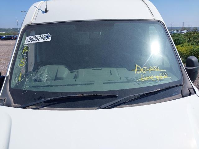 2016 NISSAN NV400 SE D