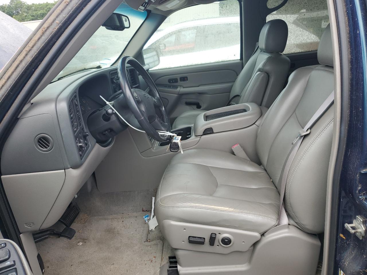 2005 Chevrolet Suburban K1500 VIN: 3GNFK16Z85G136399 Lot: 64884415