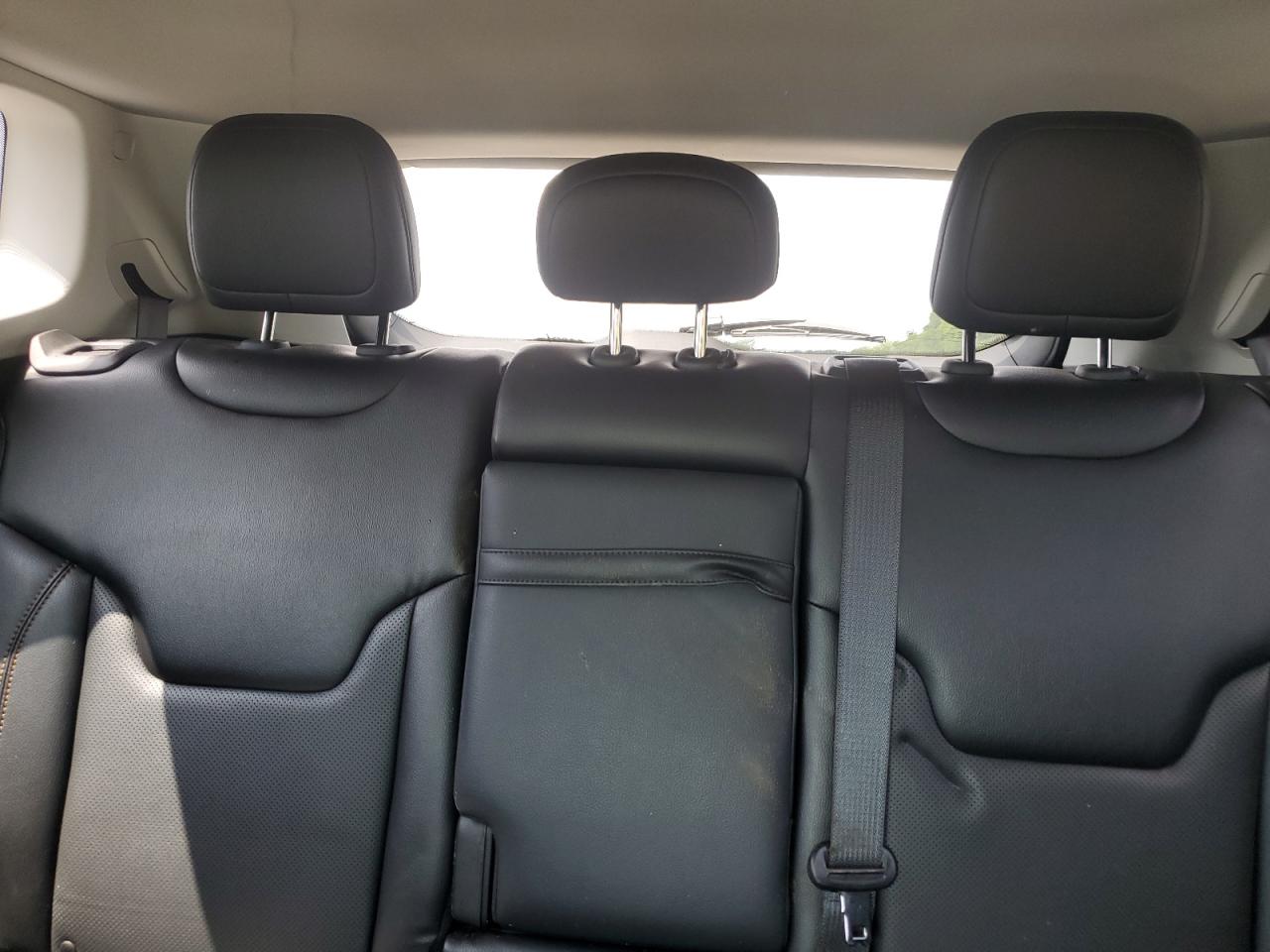 3C4NJDCB6JT398181 2018 Jeep Compass Limited