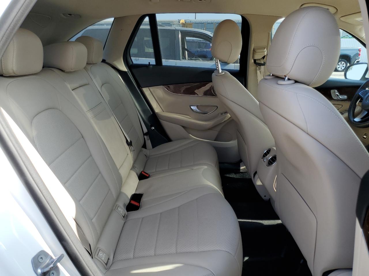 2017 Mercedes-Benz Glc 300 VIN: WDC0G4JB1HF142931 Lot: 63244765