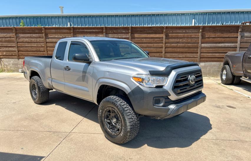  TOYOTA TACOMA 2019 Srebrny