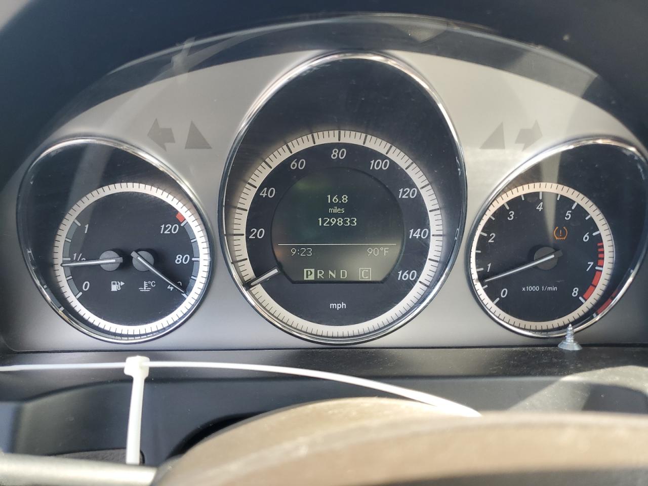 2010 Mercedes-Benz C 300 VIN: WDDGF5EB4AR093127 Lot: 64737895