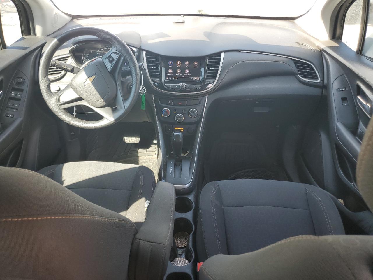 2020 Chevrolet Trax Ls VIN: 3GNCJKSB2LL200705 Lot: 65704935