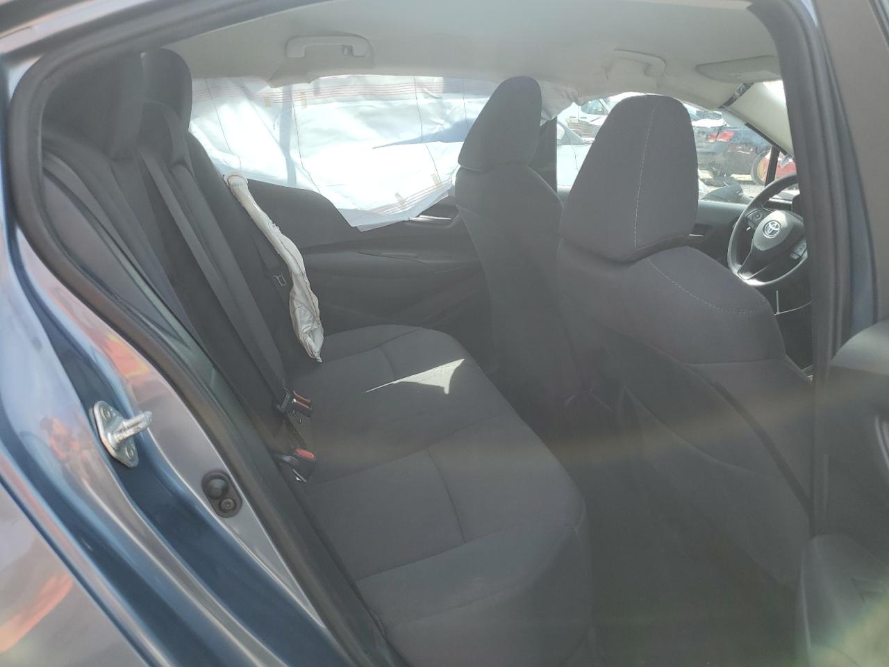 2021 Toyota Corolla Le VIN: 5YFEPMAE0MP152939 Lot: 64567895