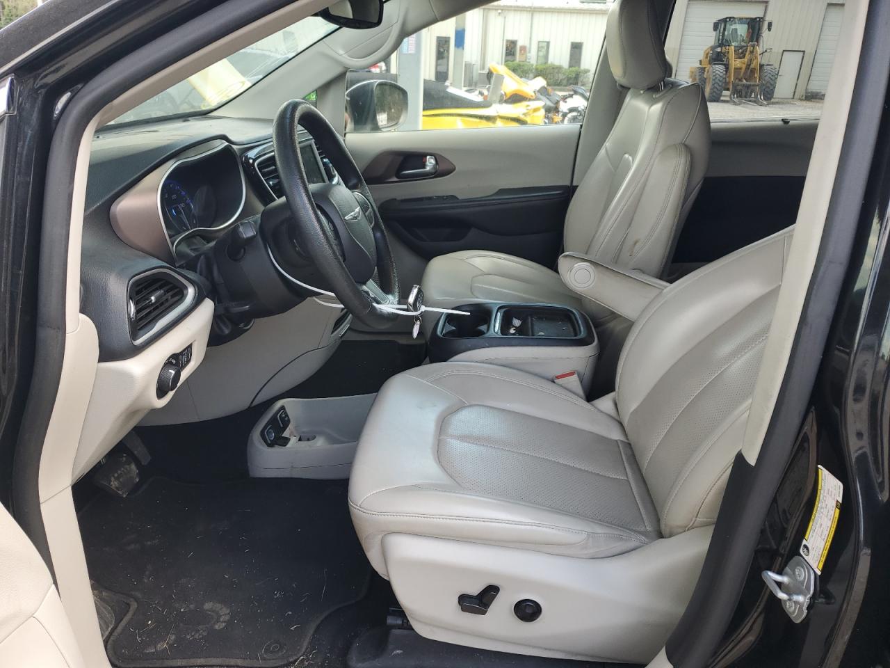 2021 Chrysler Voyager Lxi VIN: 2C4RC1DG4MR557999 Lot: 64507375