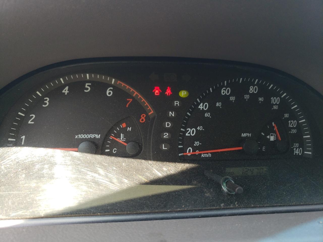 2004 Toyota Camry Le VIN: 4T1BE32K44U281515 Lot: 64942135
