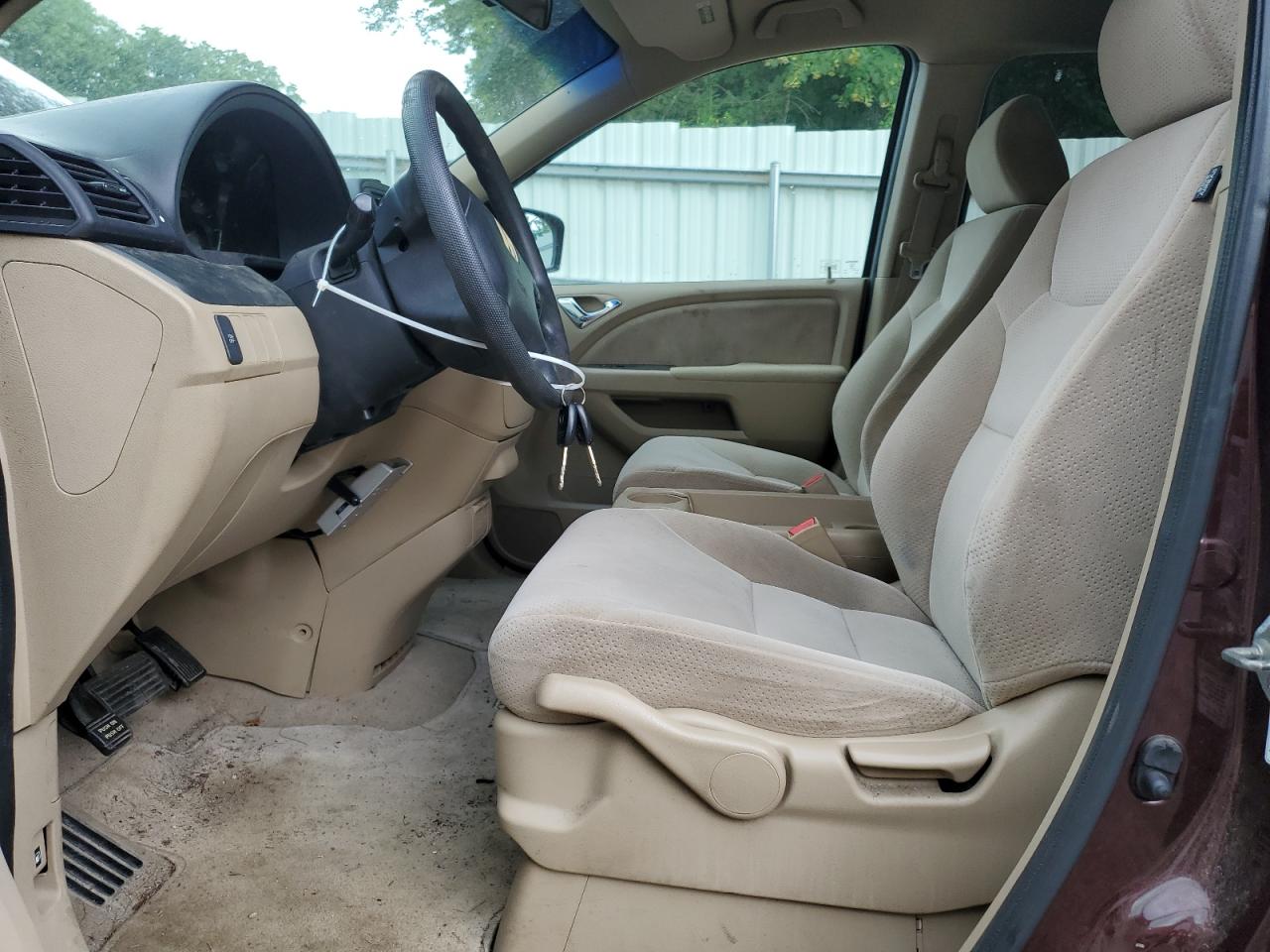 2007 Honda Odyssey Lx VIN: 5FNRL38247B009303 Lot: 63832185