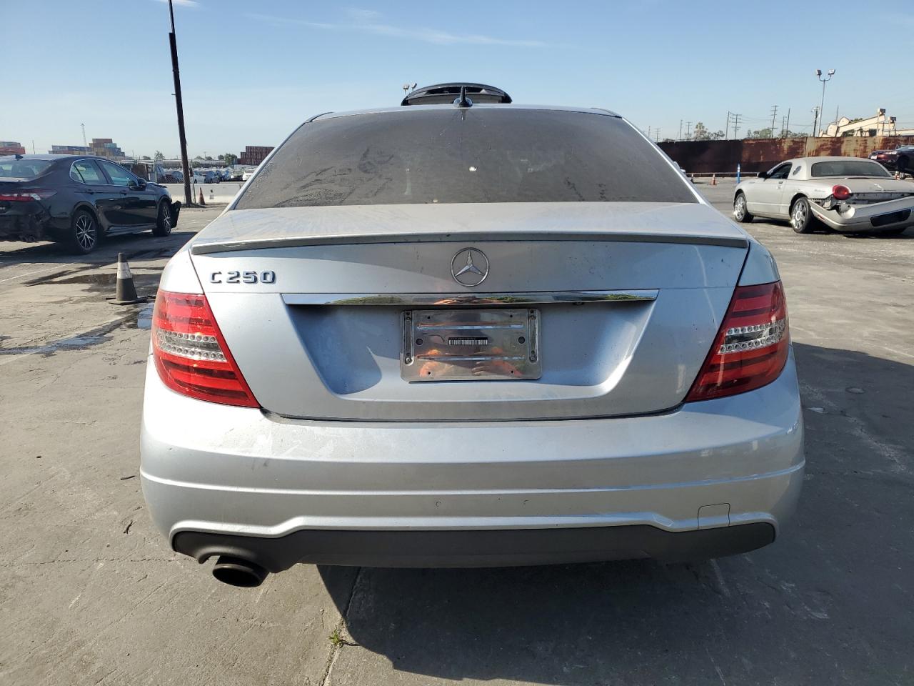 2013 Mercedes-Benz C 250 VIN: WDDGF4HB8DG083822 Lot: 63947705
