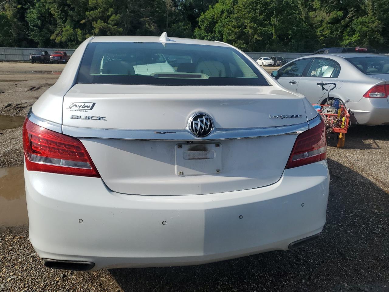 2015 Buick Lacrosse VIN: 1G4GB5G30FF310723 Lot: 64516425