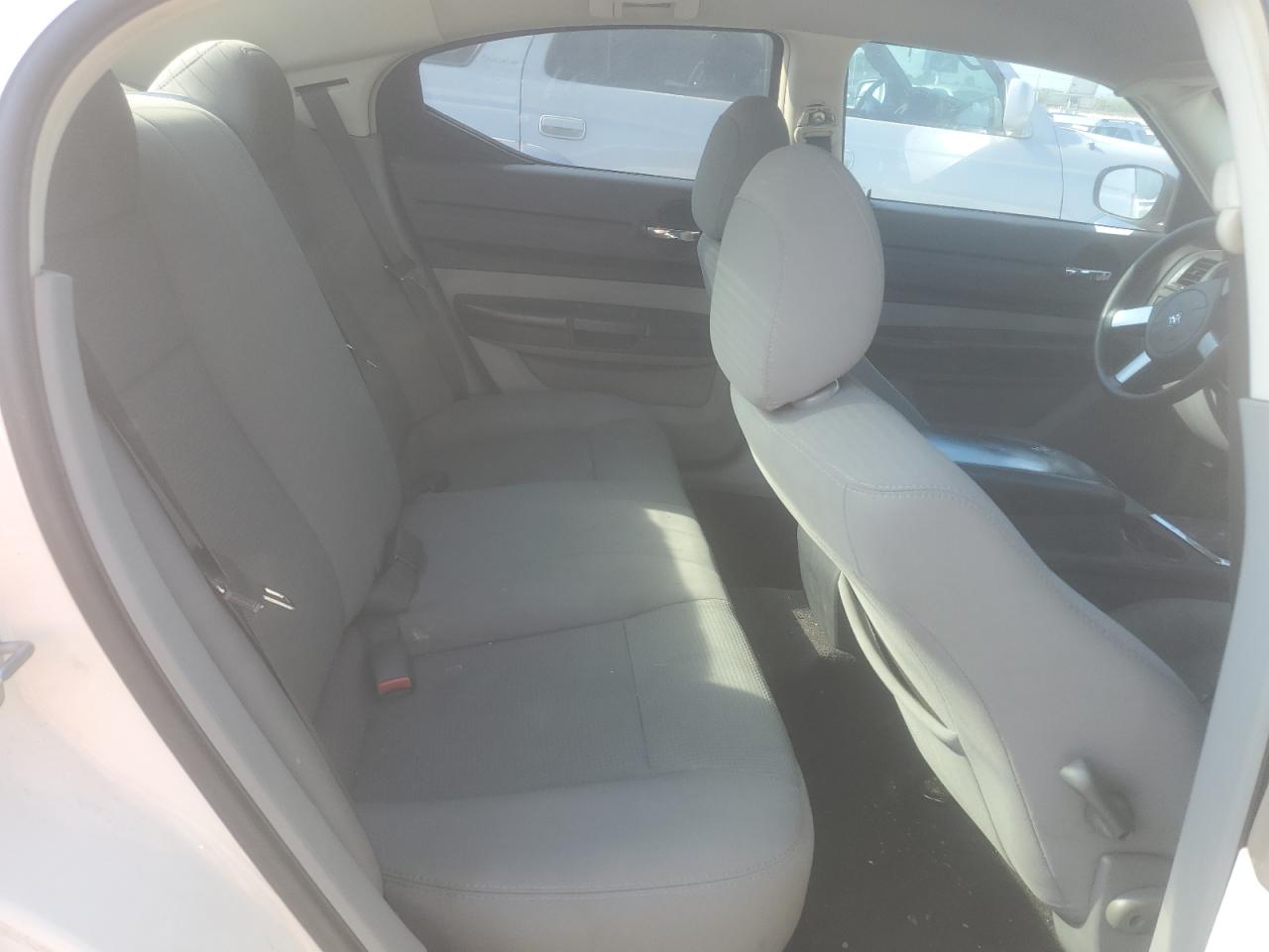 2008 Dodge Charger VIN: 2B3KA43R38H231992 Lot: 63245005