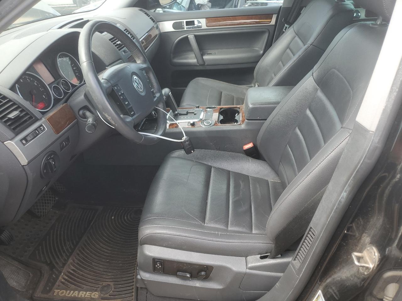 2008 Volkswagen Touareg 2 V6 VIN: WVGBE77L88D028910 Lot: 62777165