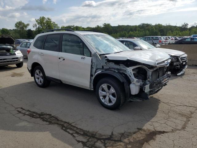  SUBARU FORESTER 2016 White
