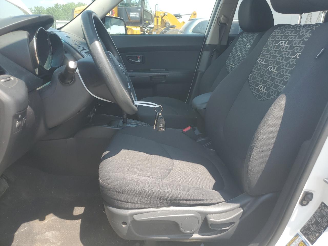 2010 Kia Soul + VIN: KNDJT2A27A7144726 Lot: 64906905