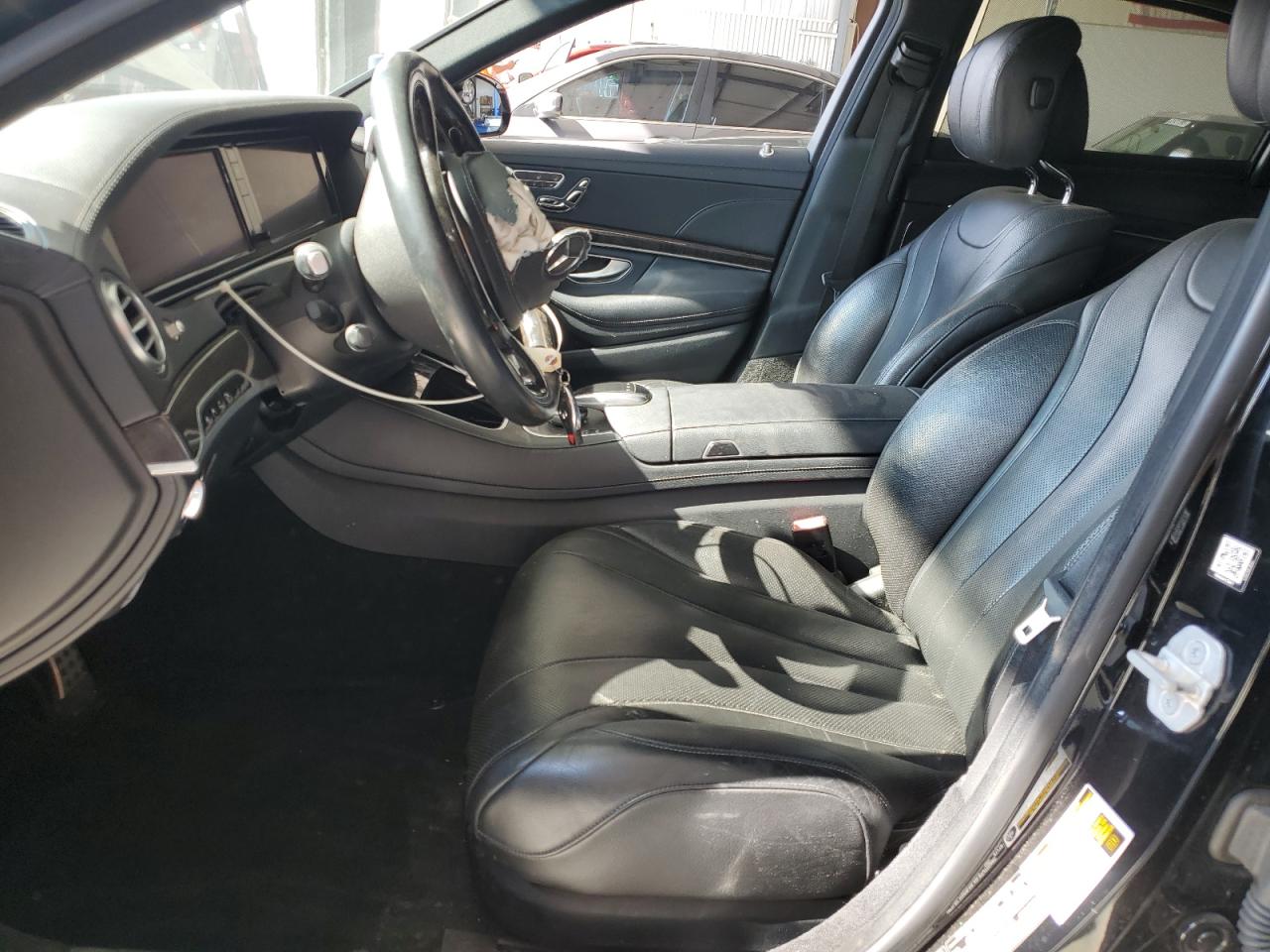 2015 Mercedes-Benz S 550 4Matic VIN: WDDUG8FB4FA160573 Lot: 63107785
