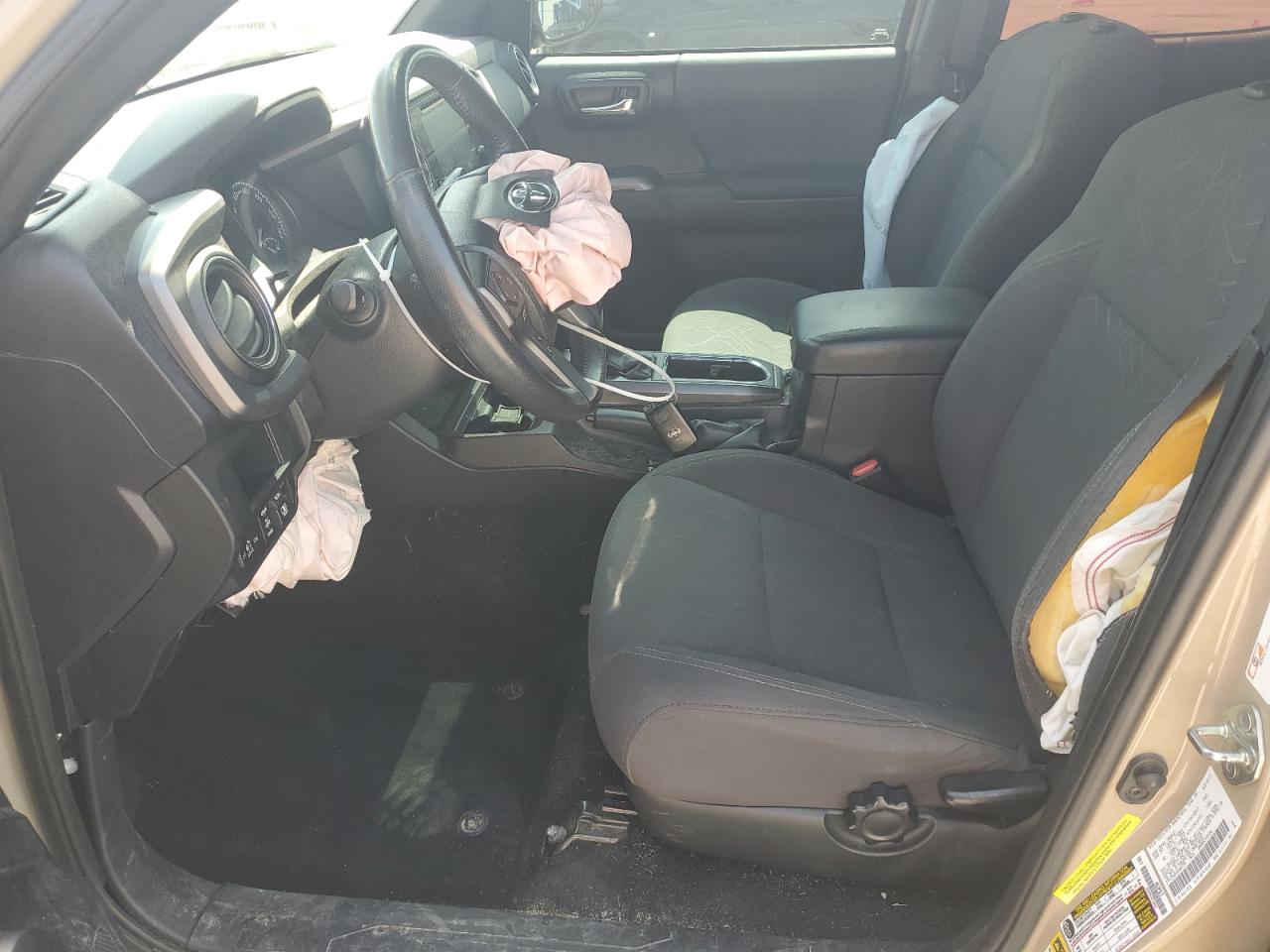 2017 Toyota Tacoma Double Cab VIN: 5TFCZ5ANXHX083739 Lot: 64205725