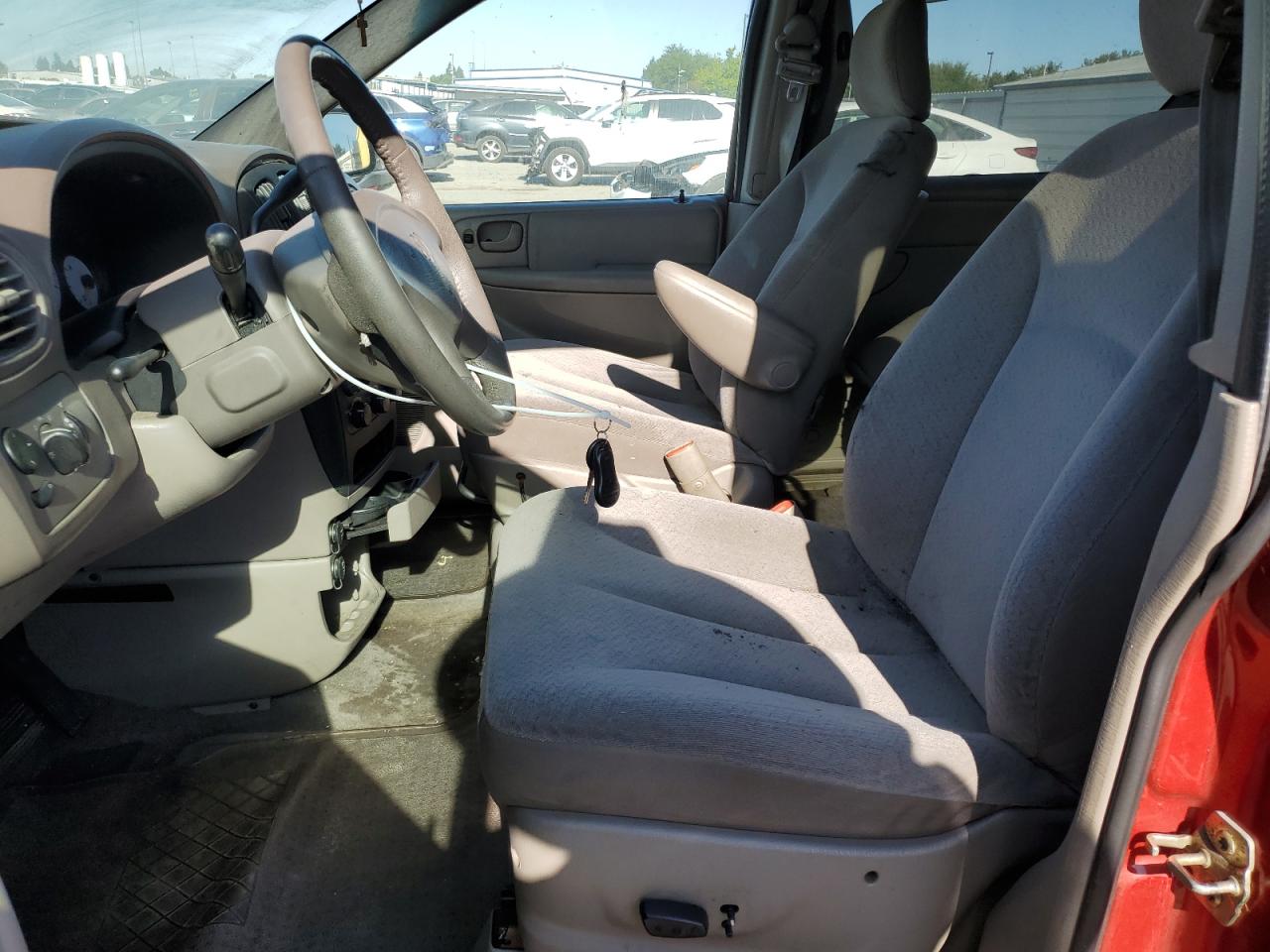 2003 Dodge Grand Caravan Sport VIN: 2D4GP44L03R118908 Lot: 63680735