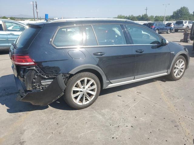  VOLKSWAGEN GOLF 2018 Black