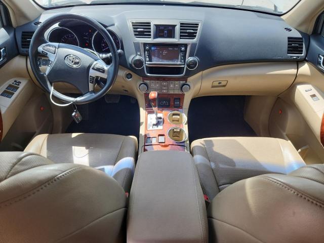  TOYOTA HIGHLANDER 2013 Biały