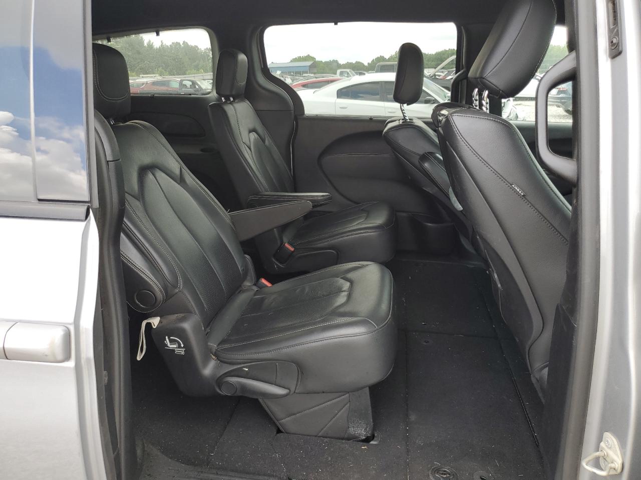 2020 Chrysler Pacifica Touring L Plus VIN: 2C4RC1EG1LR257642 Lot: 63599645