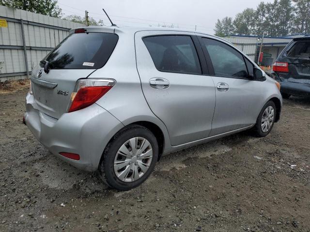Хэтчбеки TOYOTA YARIS 2013 Серебристый