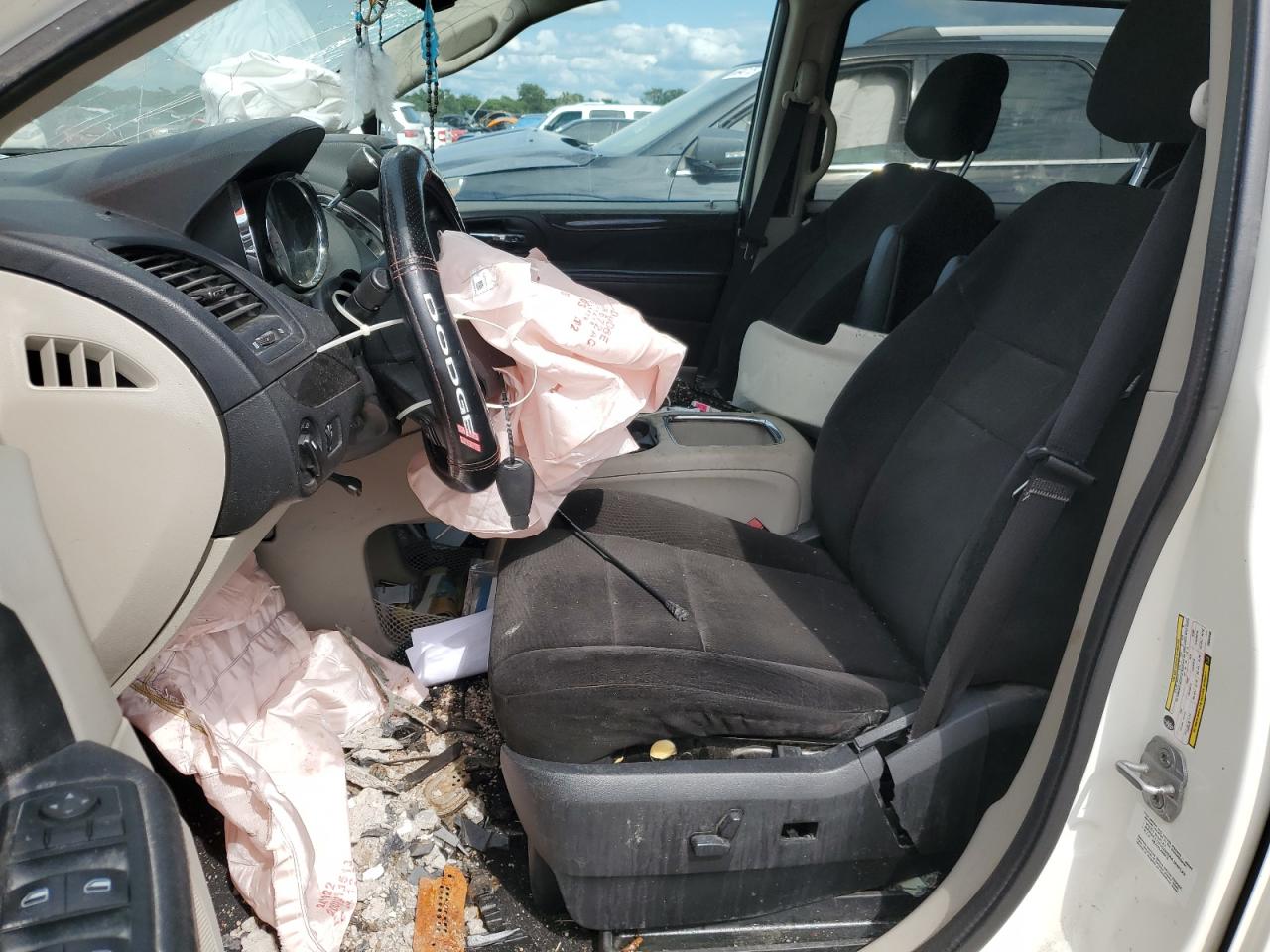 2012 Dodge Grand Caravan Sxt VIN: 2C4RDGCG1CR340460 Lot: 66961995