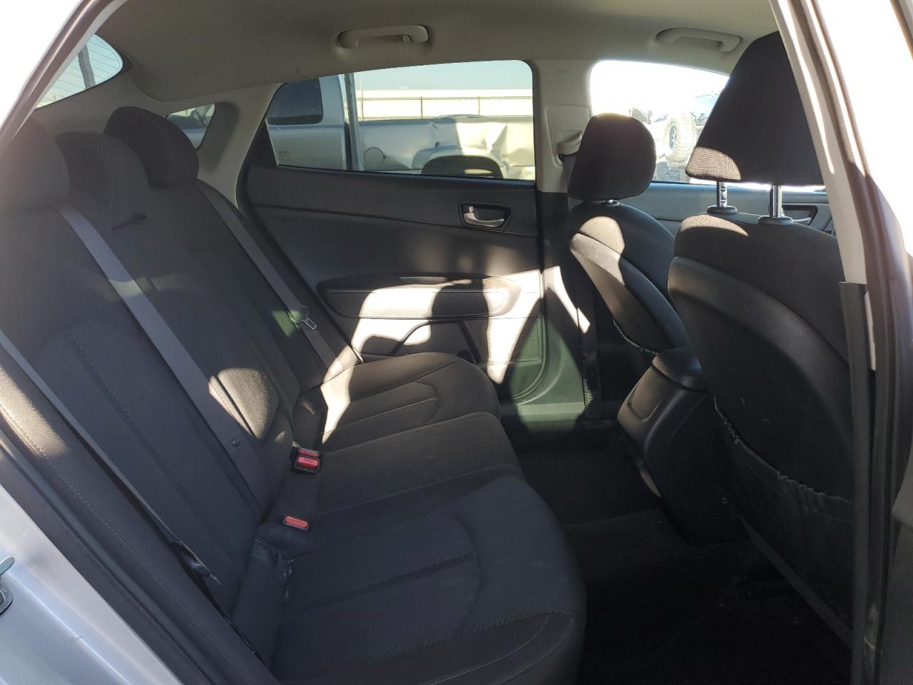 knagt4l33h5153356 KNAGT4L33H5153356 2017 Kia Optima Lx
