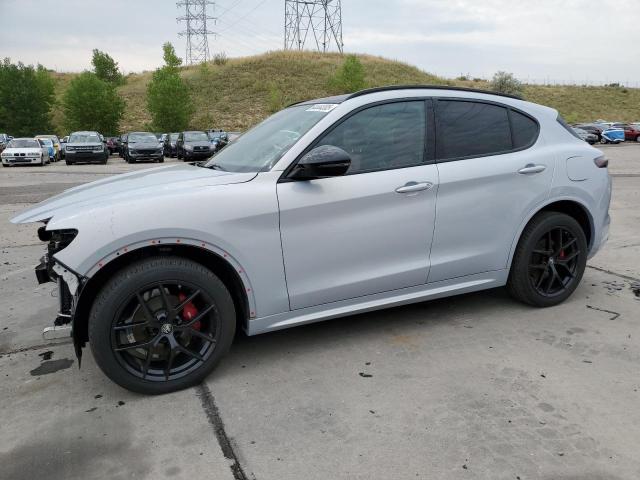  ALFA ROMEO STELVIO 2021 Srebrny