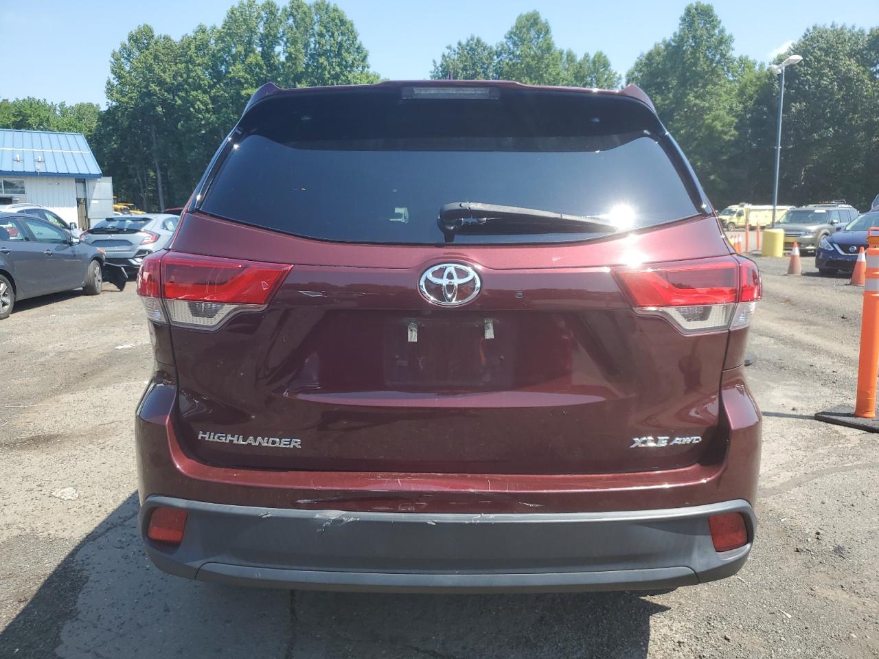 2019 Toyota Highlander Se VIN: 5TDJZRFH4KS922749 Lot: 64662865