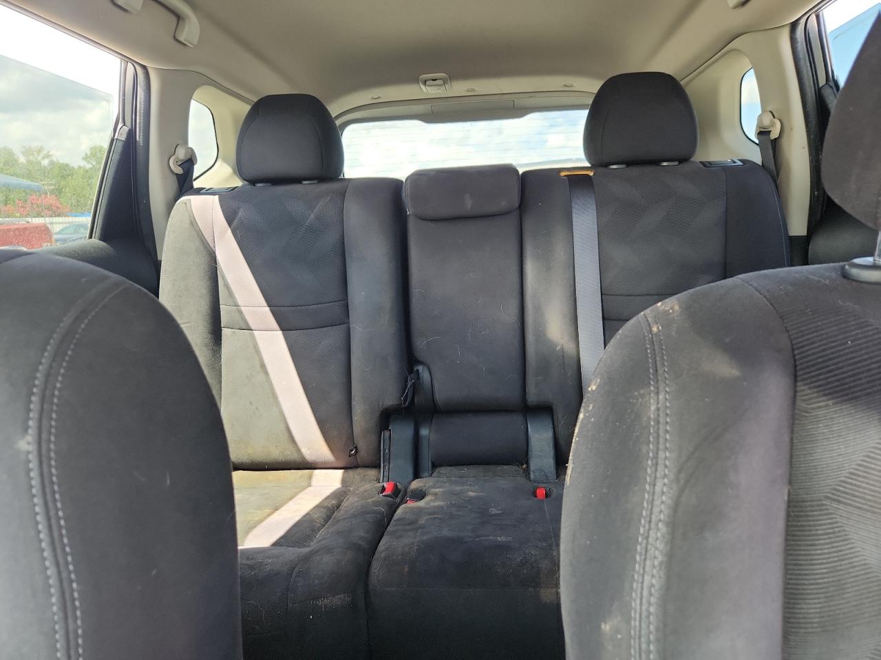 2015 Nissan Rogue S VIN: KNMAT2MT9FP524825 Lot: 65522785