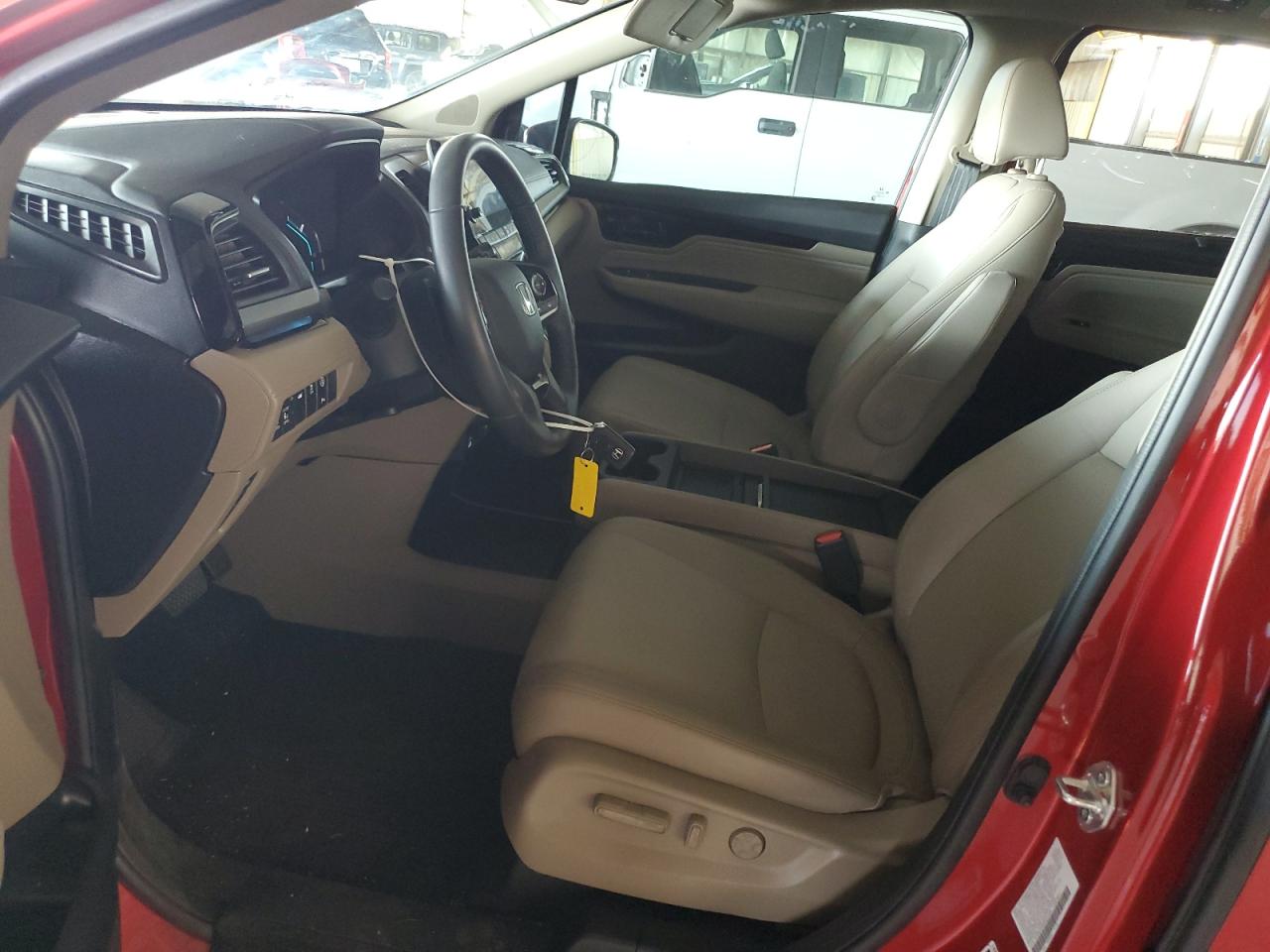 2024 Honda Odyssey Touring VIN: 5FNRL6H89RB013145 Lot: 63103125