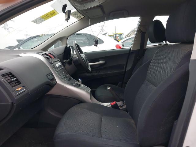 2011 TOYOTA AURIS HYBR