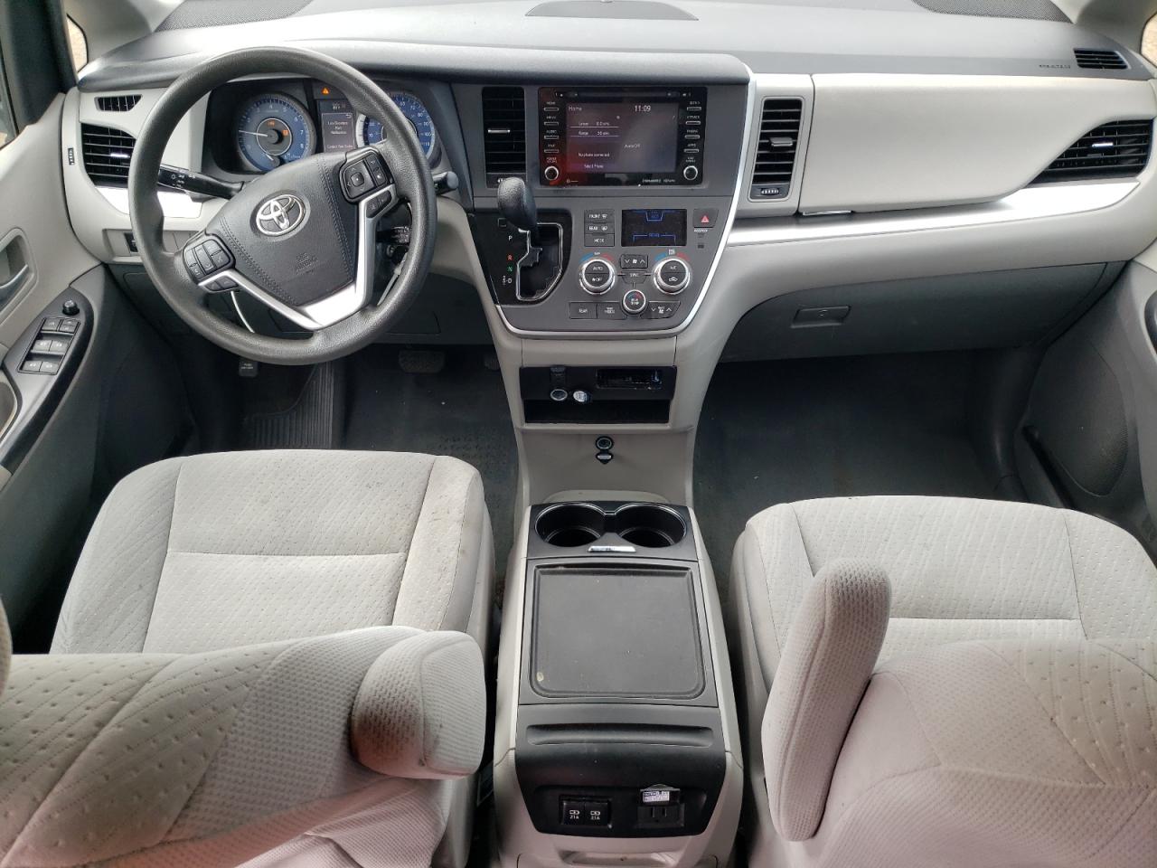 2020 Toyota Sienna Le VIN: 5TDKZ3DC1LS021686 Lot: 65268145
