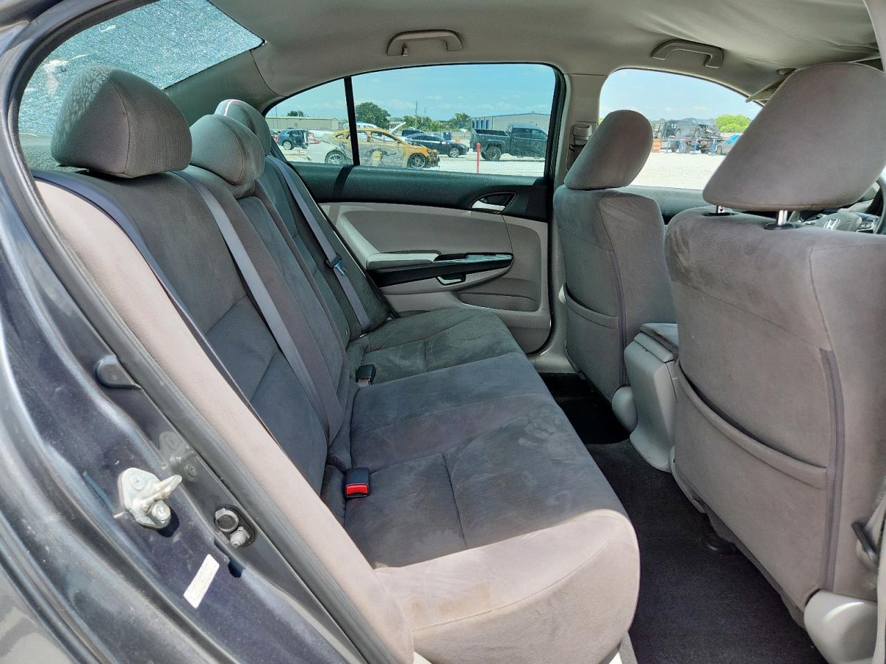 2011 Honda Accord Lx VIN: 1HGCP2F37BA077419 Lot: 62310365
