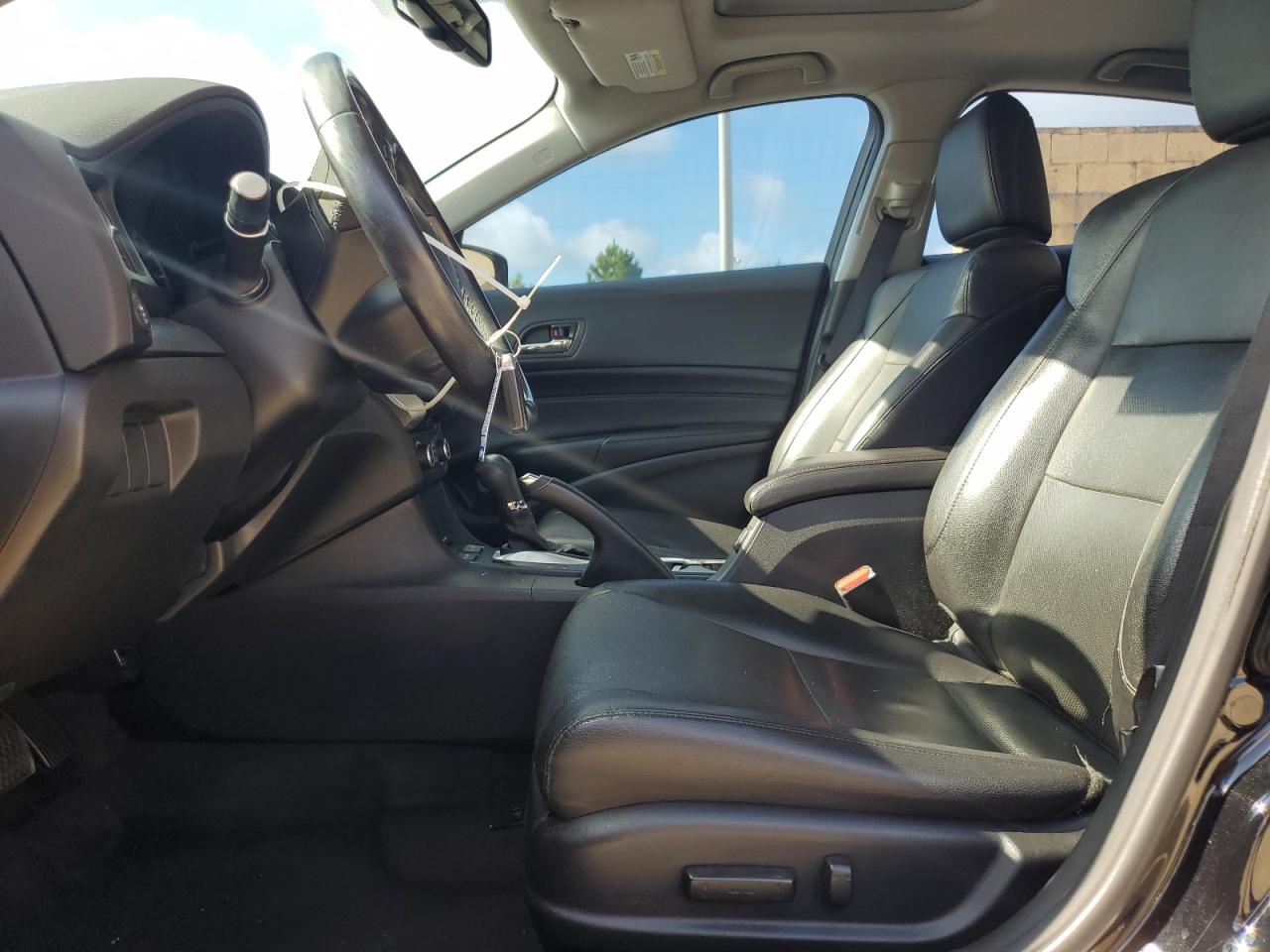 19ude2f79ha008317 19UDE2F79HA008317 2017 Acura Ilx Premium