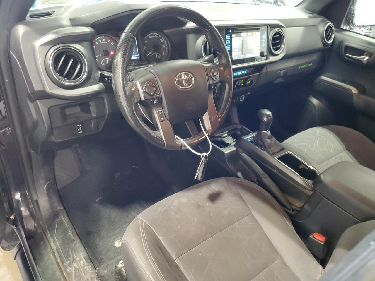 2016 Toyota Tacoma Access Cab VIN: 5TFSZ5AN1GX017462 Lot: 64584205