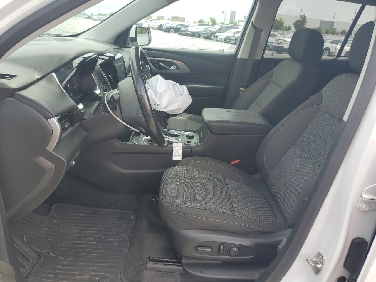 2019 Chevrolet Traverse Lt VIN: 1GNEVGKW5KJ154368 Lot: 63557975