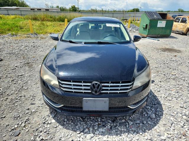  VOLKSWAGEN PASSAT 2012 Black