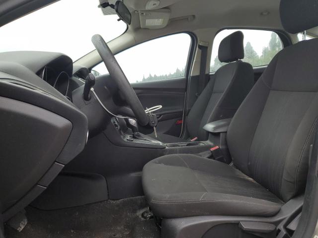 Sedans FORD FOCUS 2015 Cream