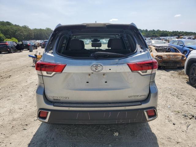  TOYOTA HIGHLANDER 2018 Silver