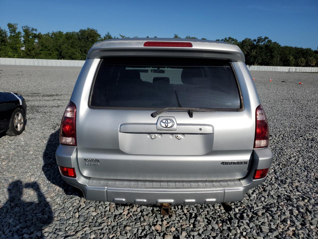 2005 Toyota 4Runner Sr5 VIN: JTEBU14RX50071494 Lot: 64647265